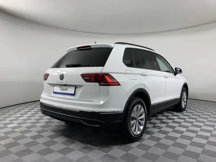 Volkswagen Tiguan 2021 года за 13 900 000 тг. в Алматы – фото 3