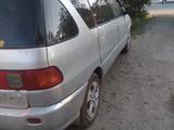 Toyota Ipsum 1997 годаүшін2 500 000 тг. в Семей – фото 2