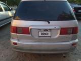 Toyota Ipsum 1997 годаүшін2 500 000 тг. в Семей – фото 3