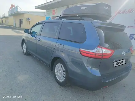 Toyota Sienna 2015 года за 9 000 000 тг. в Мангистау