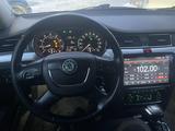 Skoda Superb 2012 годаfor3 000 000 тг. в Астана – фото 5