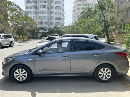 Hyundai Accent 2019 года за 7 000 000 тг. в Актау – фото 2