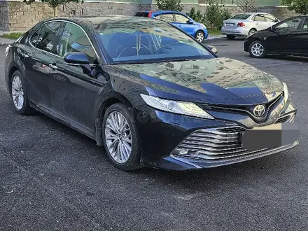 Toyota Camry 2018 года за 12 300 000 тг. в Астана – фото 12