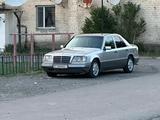 Mercedes-Benz E 320 1994 годаfor3 500 000 тг. в Талдыкорган