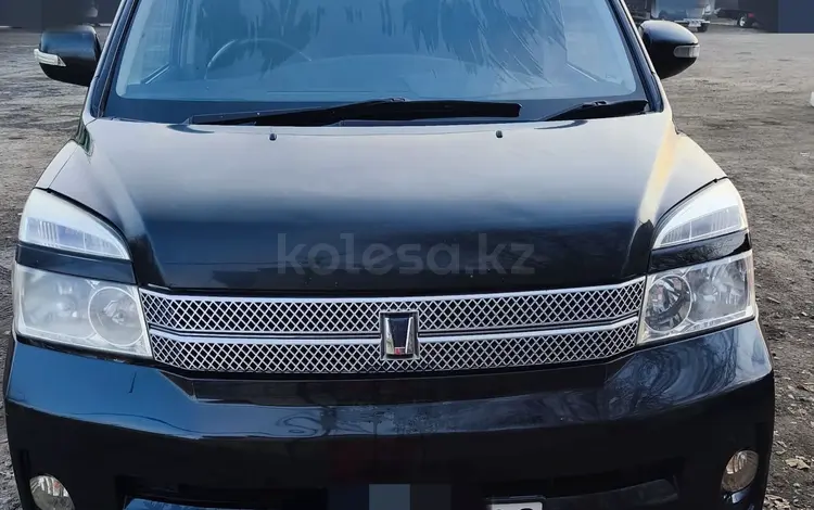 Toyota Voxy 2006 года за 6 000 000 тг. в Алматы