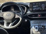 Hyundai Santa Fe 2023 годаүшін14 600 000 тг. в Астана – фото 4