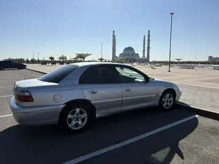 Opel Omega, 2002