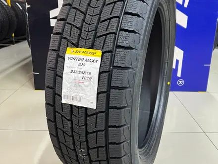 235/55R19 Dunlop 2024 Winter Maxx SJ8 Japan Япония за 80 000 тг. в Алматы