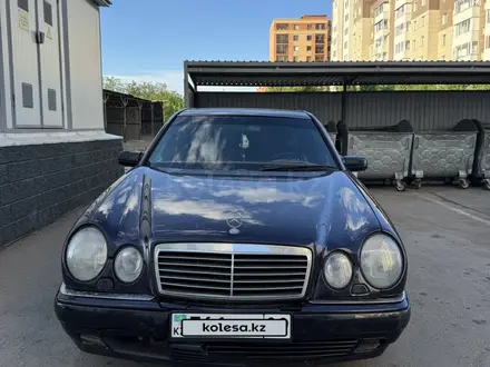 Mercedes-Benz E 280 1999 года за 2 650 000 тг. в Караганда