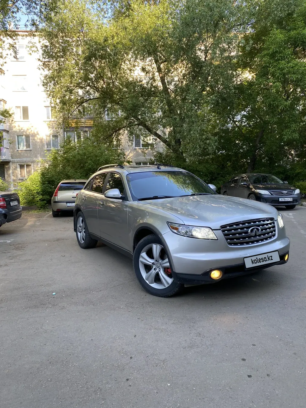Infiniti FX35, 2003