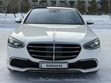 Mercedes-Benz S 500 2022 года за 54 000 000 тг. в Астана – фото 2