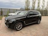 BMW X5 2023 года за 47 000 000 тг. в Костанай – фото 2