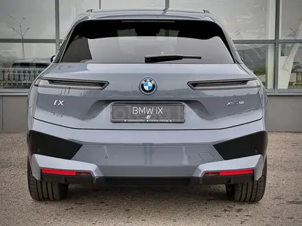 BMW iX 2023 года за 61 257 000 тг. в Усть-Каменогорск – фото 4