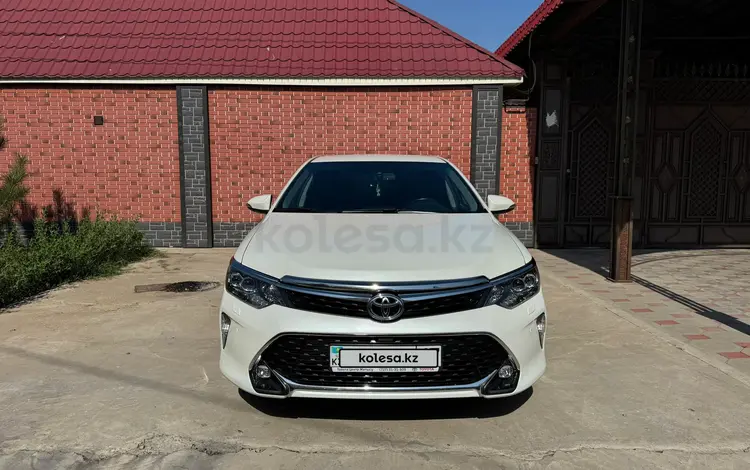 Toyota Camry 2017 года за 13 500 000 тг. в Шымкент