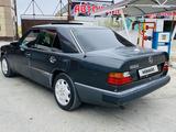 Mercedes-Benz E 200 1993 года за 1 100 000 тг. в Кызылорда – фото 2