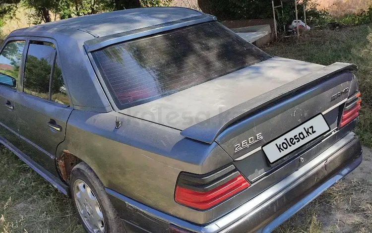 Mercedes-Benz E 260 1989 годаfor950 000 тг. в Байсерке