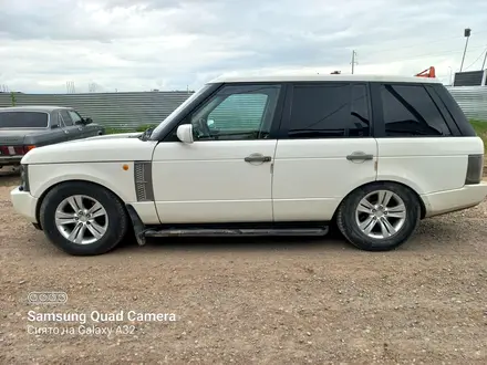 Land Rover Range Rover 2004 года за 3 000 000 тг. в Алматы – фото 2