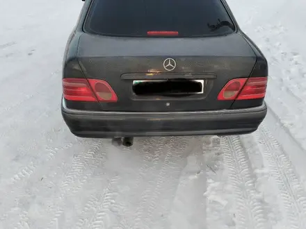 Mercedes-Benz E 280 1998 года за 3 850 000 тг. в Аулиеколь