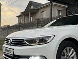 Volkswagen Passat 2017 года за 11 000 000 тг. в Шымкент – фото 2
