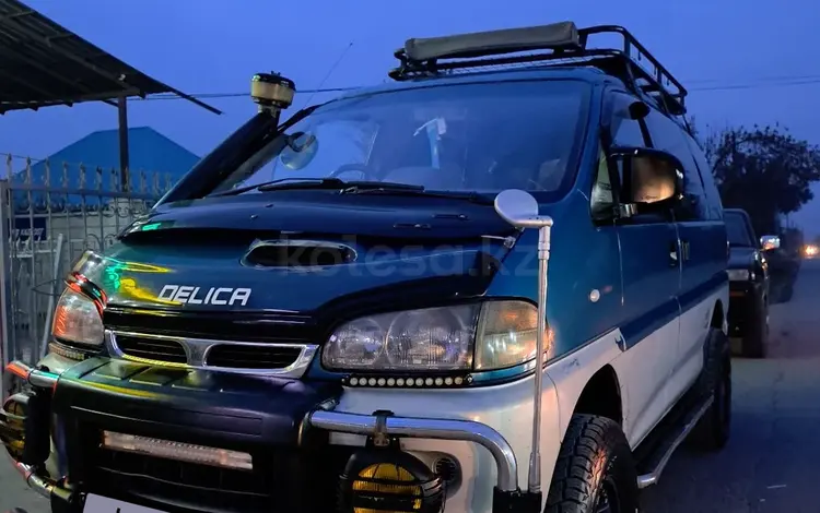 Mitsubishi Delica 1997 годаfor4 500 000 тг. в Алматы