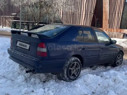 Nissan Primera 1995 года за 1 300 000 тг. в Астана – фото 2