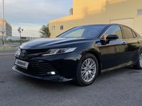 Toyota Camry 2019 года за 11 200 000 тг. в Атырау