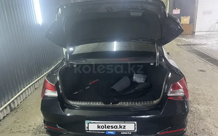 Hyundai Elantra 2021 года за 7 500 000 тг. в Астана