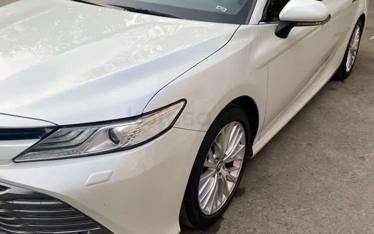 Toyota Camry 2019 годаүшін14 300 000 тг. в Караганда