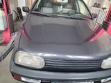 Volkswagen Golf 1992 годаүшін1 700 000 тг. в Семей – фото 2