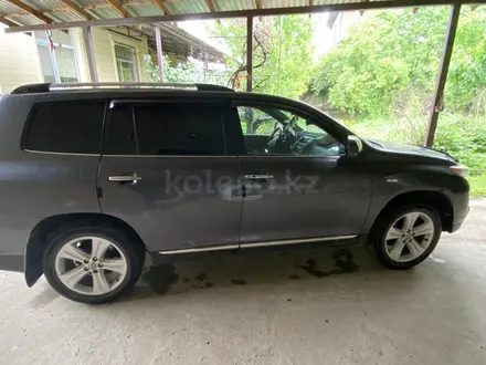 Toyota Highlander 2010 года за 12 000 000 тг. в Шымкент – фото 3