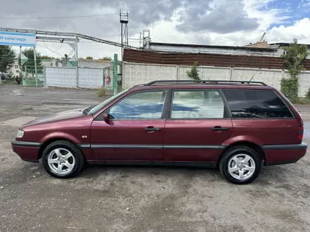 Volkswagen Passat 1996 года за 1 850 000 тг. в Караганда – фото 3