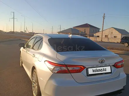 Toyota Camry 2019 года за 14 000 000 тг. в Актау – фото 3