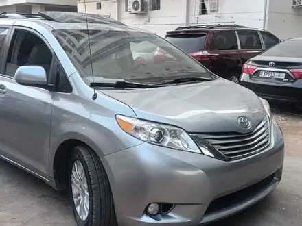 Toyota Sienna 2011 года за 4 600 000 тг. в Атырау – фото 15