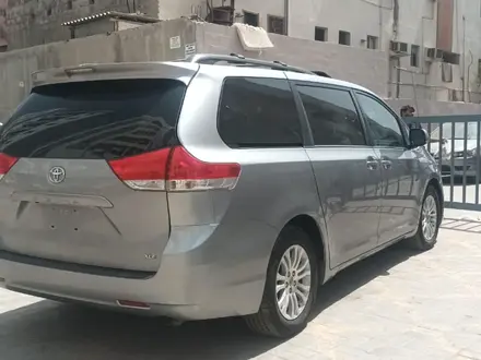 Toyota Sienna 2011 года за 4 600 000 тг. в Атырау – фото 26