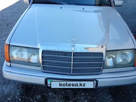 Mercedes-Benz E 260 1990 года за 1 400 000 тг. в Кызылорда – фото 2