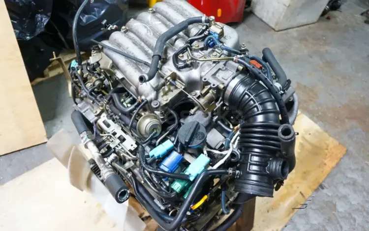 Двигатель на Nissan V-3.5 VQ35 за 400 000 тг. в Алматы