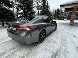 Toyota Camry 2018 года за 12 500 000 тг. в Павлодар – фото 3