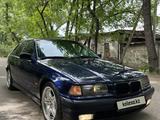 BMW 328 1997 года за 3 000 000 тг. в Алматы – фото 3