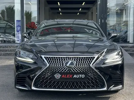 Lexus LS 500 2018 года за 33 500 000 тг. в Шымкент – фото 2