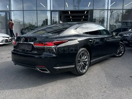 Lexus LS 500 2018 года за 33 500 000 тг. в Шымкент – фото 4