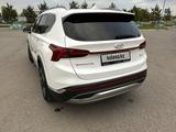 Hyundai Santa Fe 2022 годаfor18 000 000 тг. в Астана – фото 5