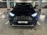 Toyota RAV4 2021 года за 16 500 000 тг. в Алматы