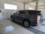 Hyundai Palisade 2021 года за 19 000 000 тг. в Атырау – фото 2