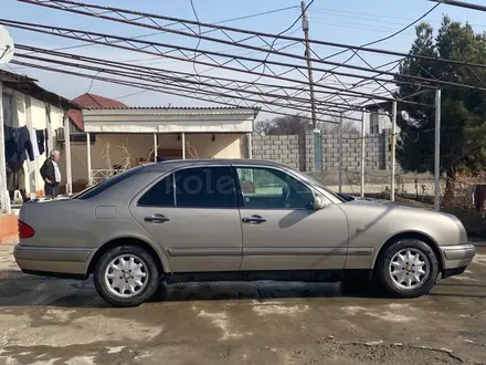 Mercedes-Benz E 230 1996 года за 3 000 000 тг. в Туркестан – фото 5