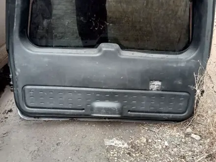 Крышка багажника за 150 000 тг. в Сатпаев – фото 2