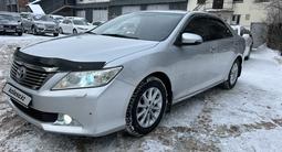 Toyota Camry 2014 года за 9 500 000 тг. в Астана – фото 2