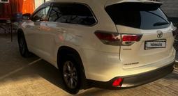 Toyota Highlander 2014 года за 13 750 000 тг. в Алматы – фото 2