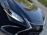 Lexus ES 350 2019 года за 22 000 000 тг. в Алматы – фото 4