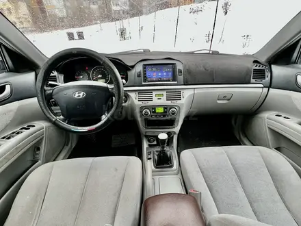 Hyundai Sonata 2005 года за 3 300 000 тг. в Караганда – фото 13