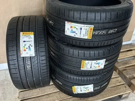 Pirelli P-ZERO non RFT M Comp 295/35 R21 315/30 R22 за 450 000 тг. в Алматы